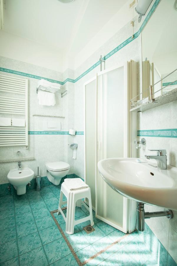 Hotel Residence Imperial 米萨诺阿德里亚蒂科 外观 照片