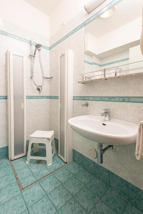 Hotel Residence Imperial 米萨诺阿德里亚蒂科 外观 照片
