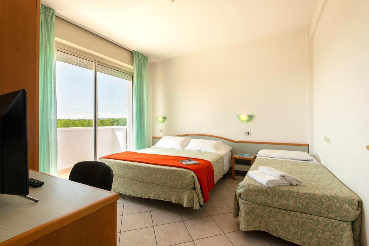 Hotel Residence Imperial 米萨诺阿德里亚蒂科 外观 照片